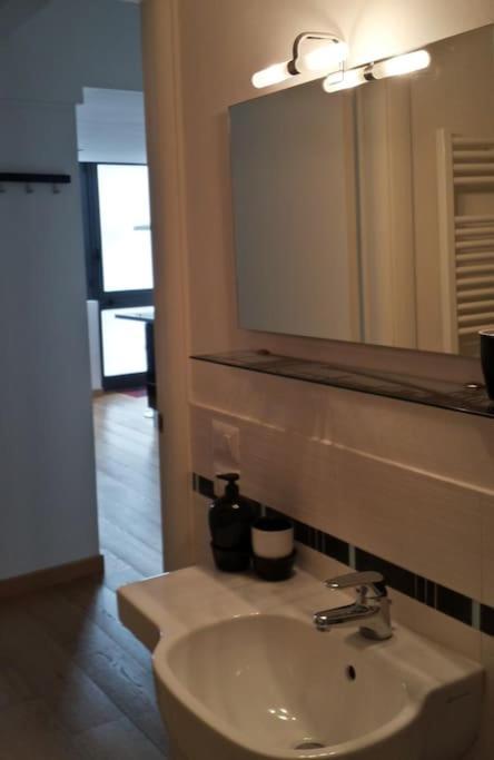 Apartment Modernity In Florence