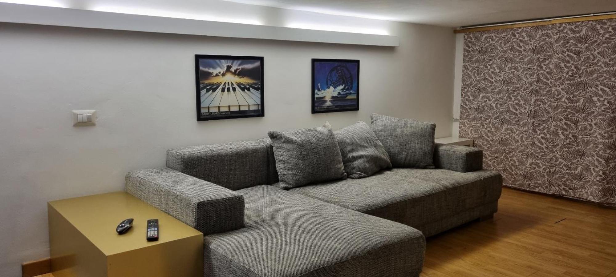 Apartment Modernity In Florence